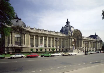 Vue de la façade du Petit-Palais, construit en 1900